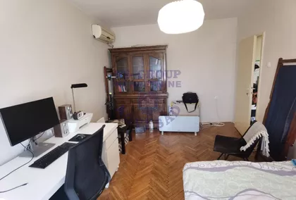 Cara Dušana | 4zida.rs