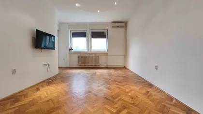 Bulevar Patrijarha Pavla (Somborski Bulevar) | 4zida.rs
