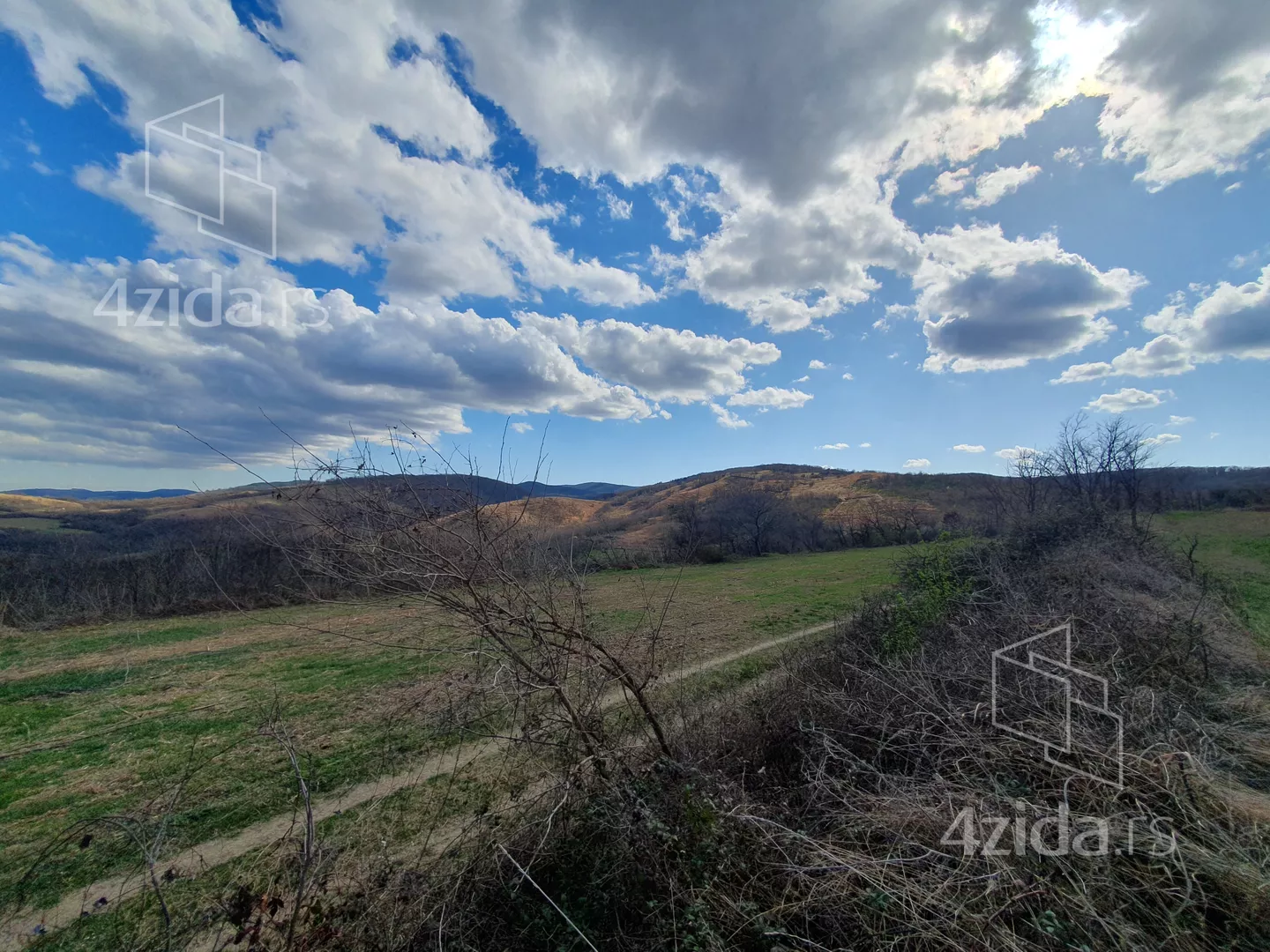 Poljoprivredno zemljište | 4zida