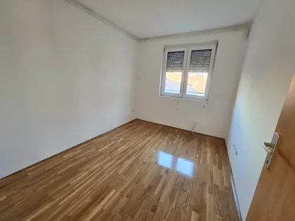 Gradske lokacije | 4zida.rs