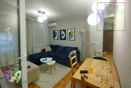 Miodraga Živanova | 4zida.rs