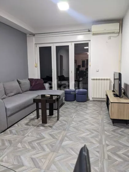 Crveni Krst Vračar | 4zida.rs