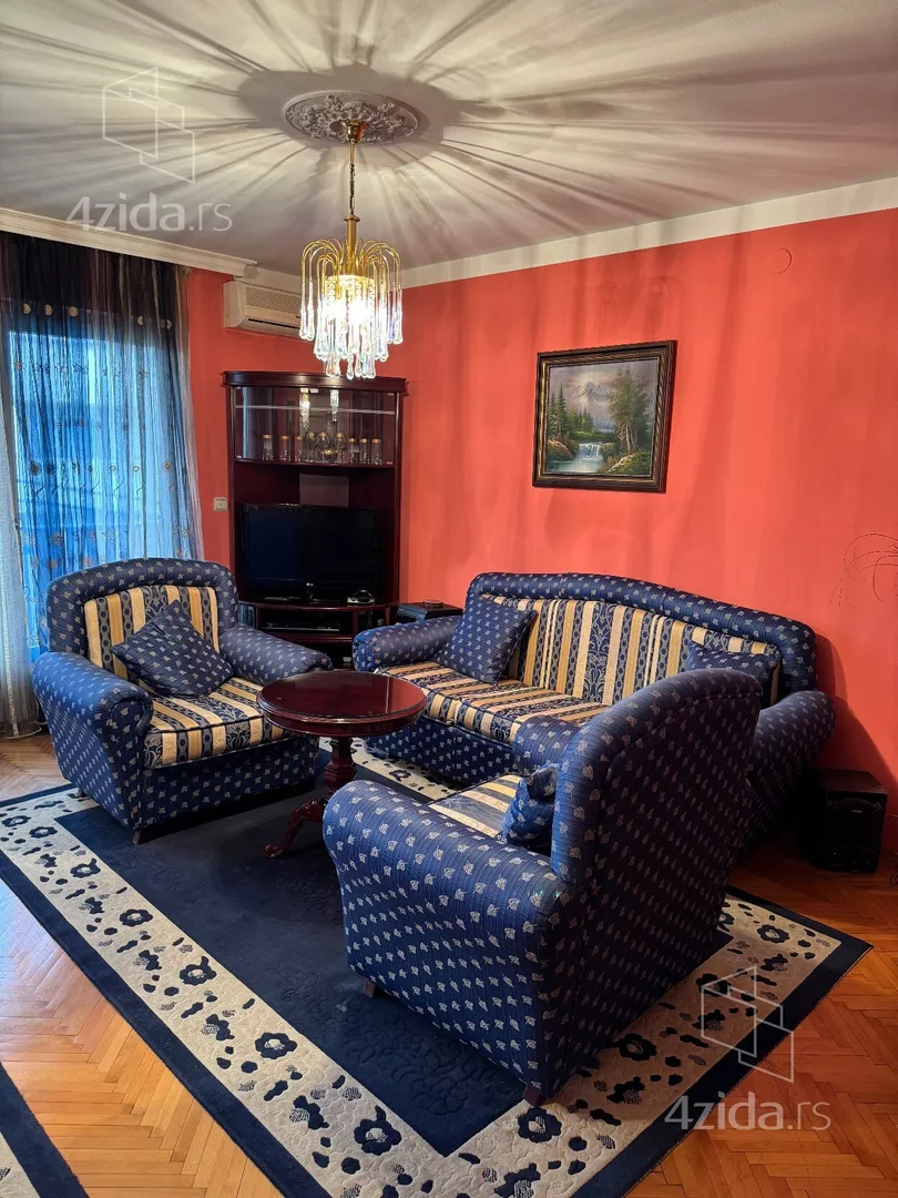 Troiposoban stan | 4zida