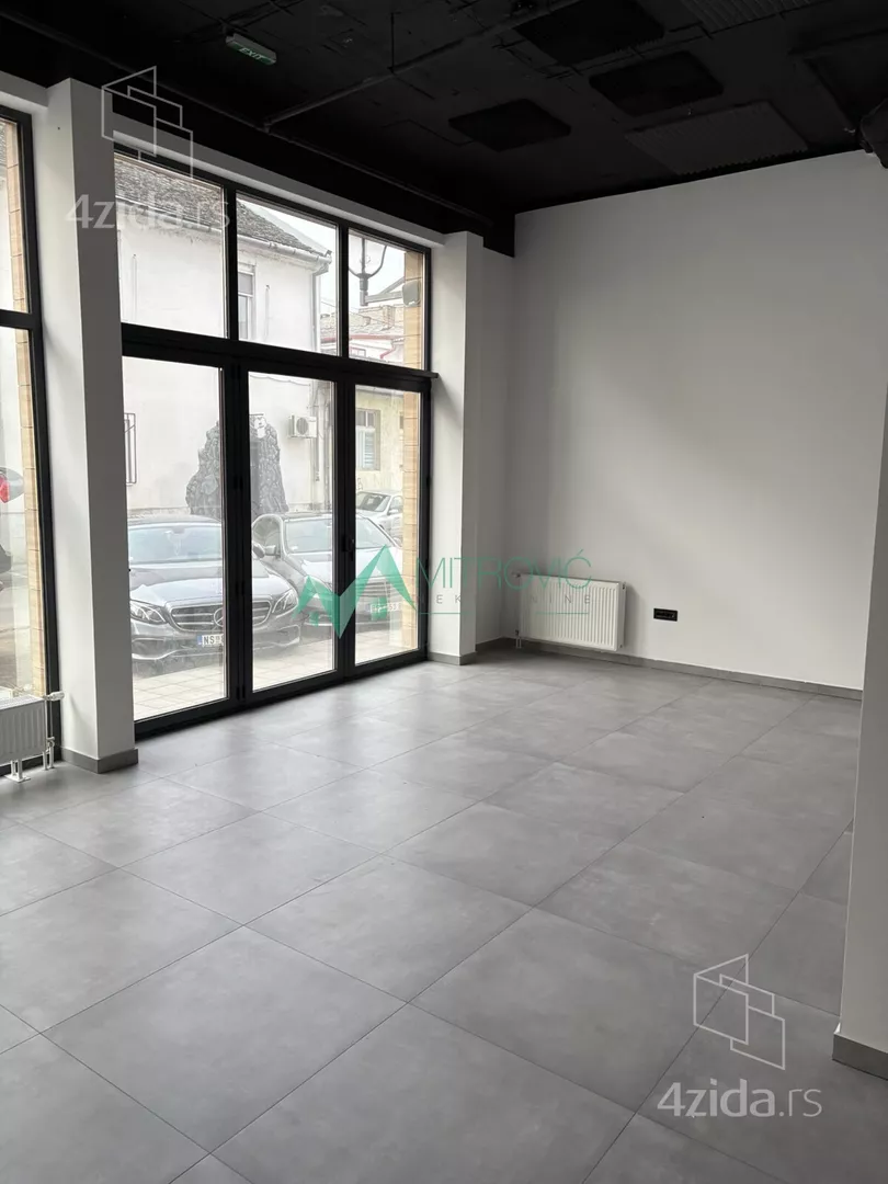 Poslovni prostor | 4zida