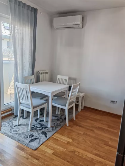 Dušanovac | 4zida.rs