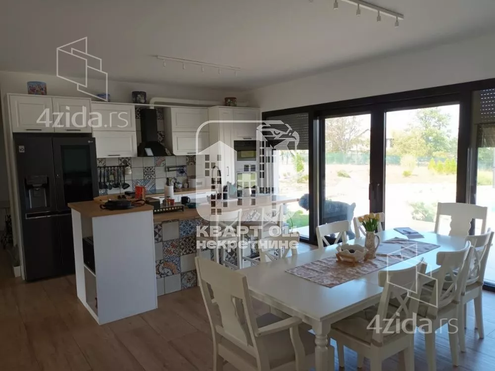 Kuća | 4zida