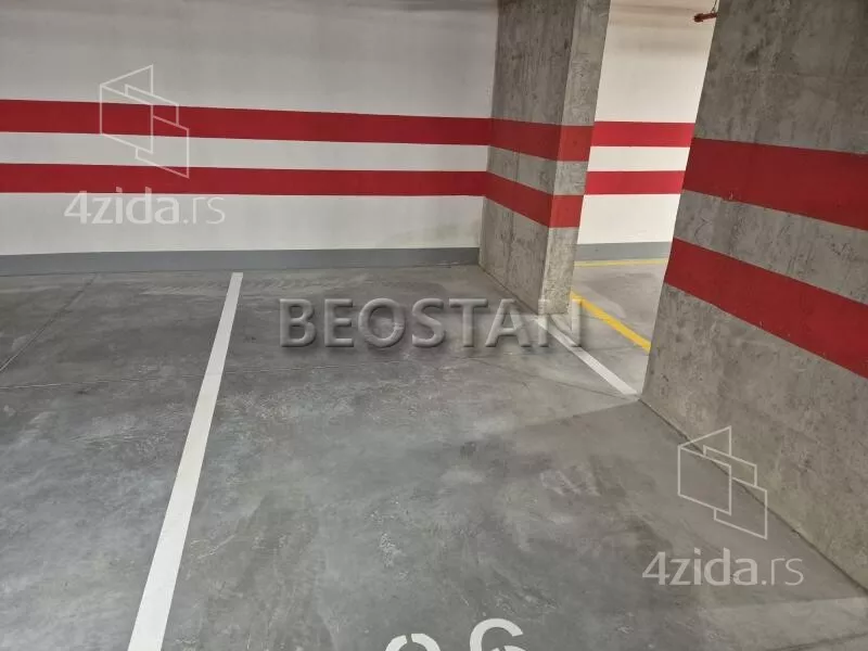 Garaža | 4zida