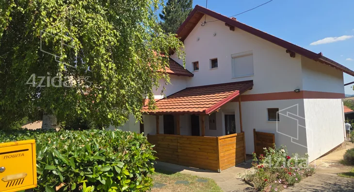 3-etažna kuća | 4zida