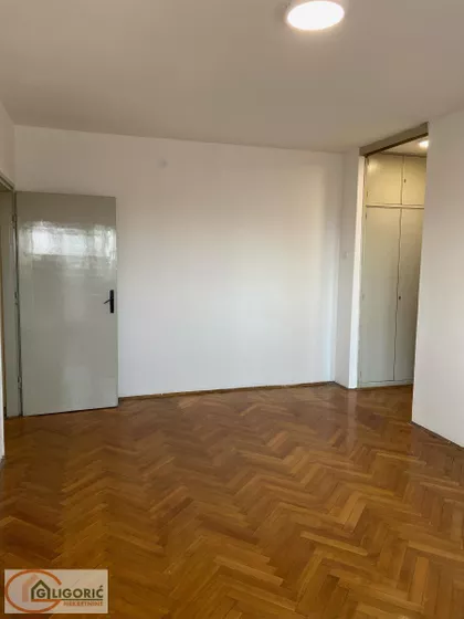 27. marta | 4zida.rs