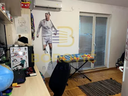 Kaluđerica | 4zida.rs