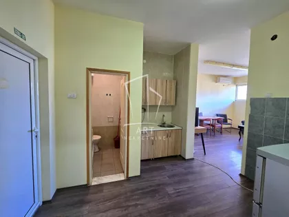 Surčinski put | 4zida.rs