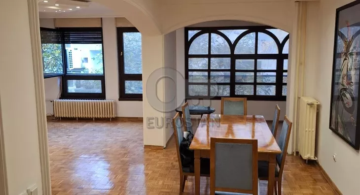 Četvoroiposoban stan | 4zida