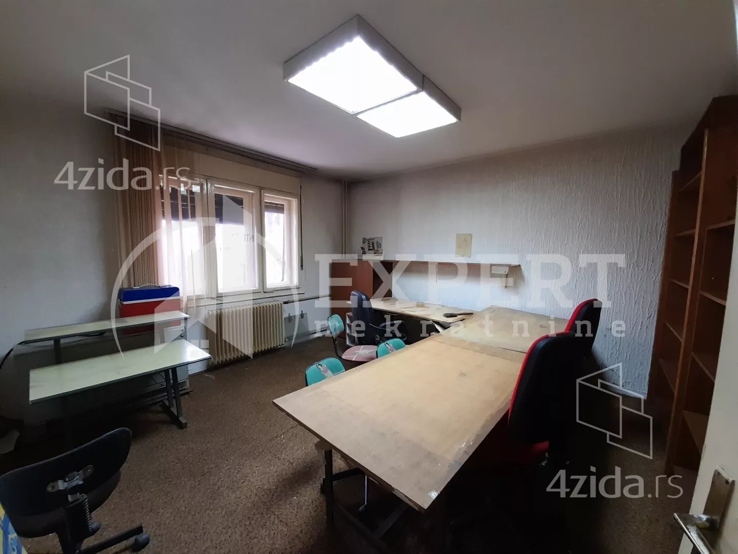 Lokal | 4zida
