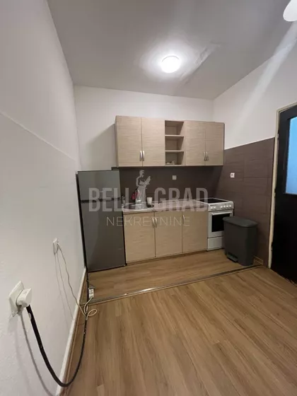 Cara Dušana | 4zida.rs