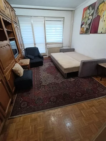 Kraljevačka | 4zida.rs