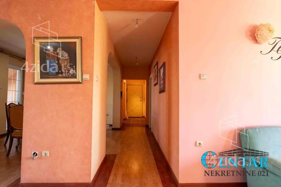 Petosoban stan | 4zida