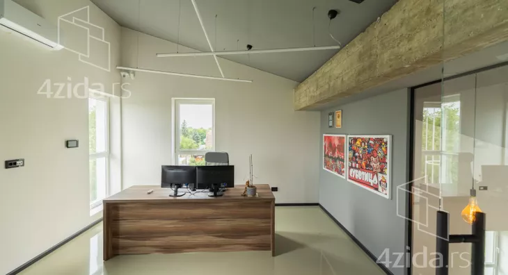 Poslovni prostor | 4zida
