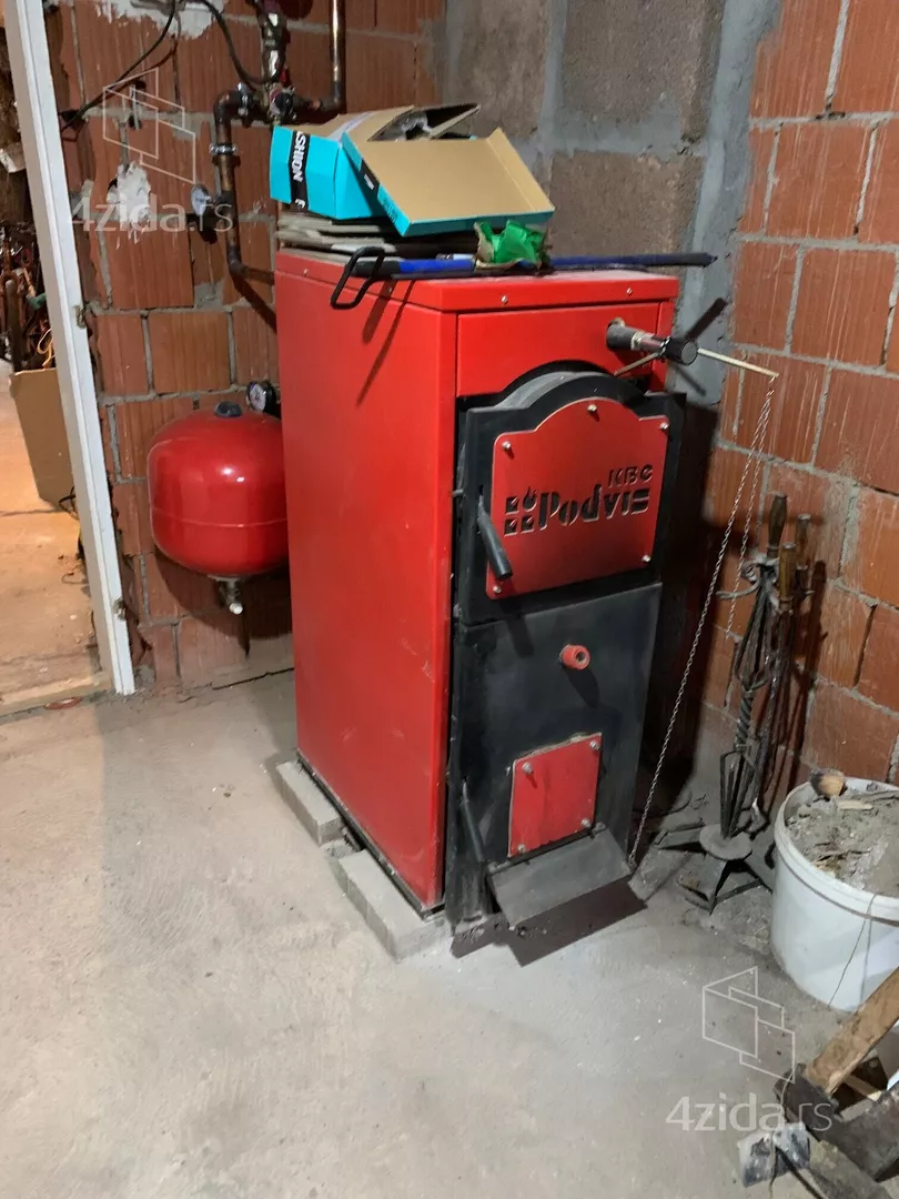 3-etažna kuća | 4zida