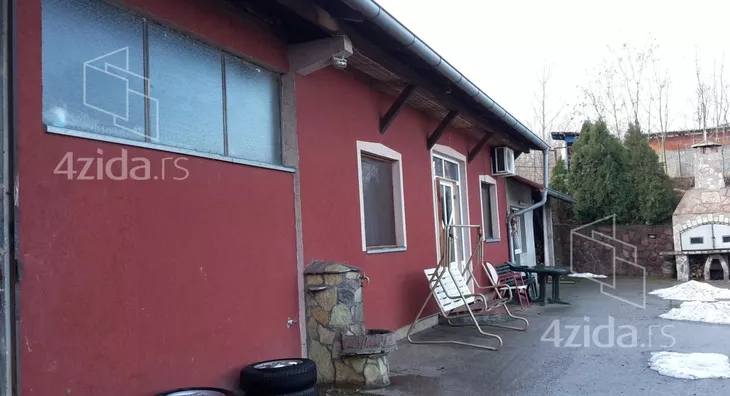 Poslovni prostor | 4zida