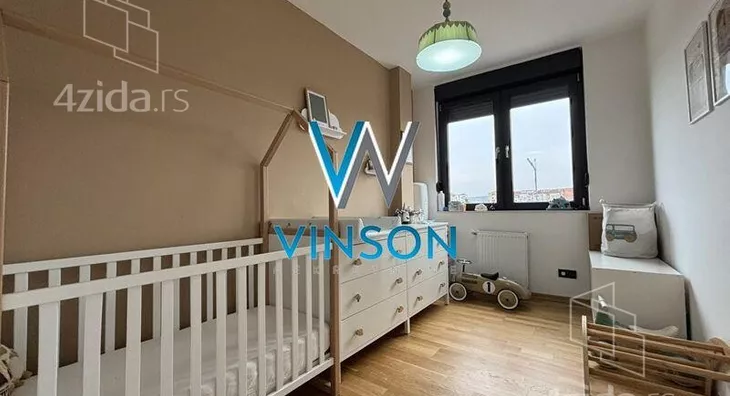 Troiposoban stan | 4zida