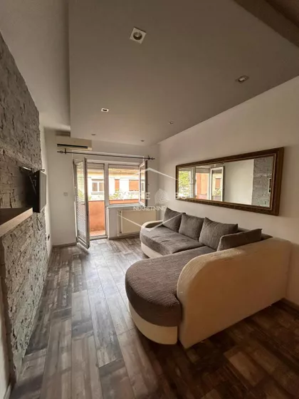 Slavujev Venac | 4zida.rs