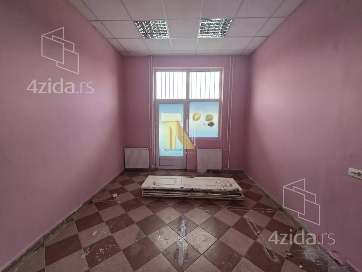 Lokal | 4zida