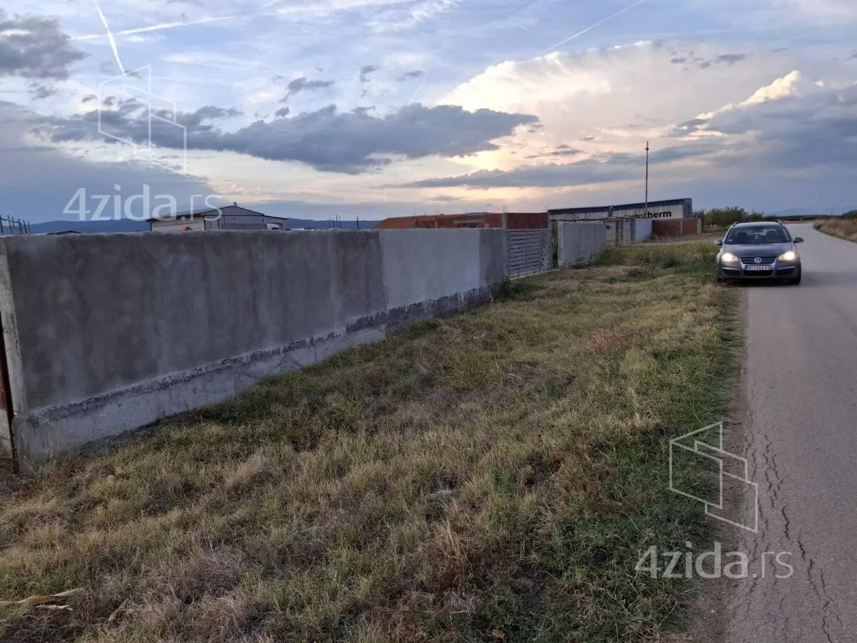 Plac | 4zida