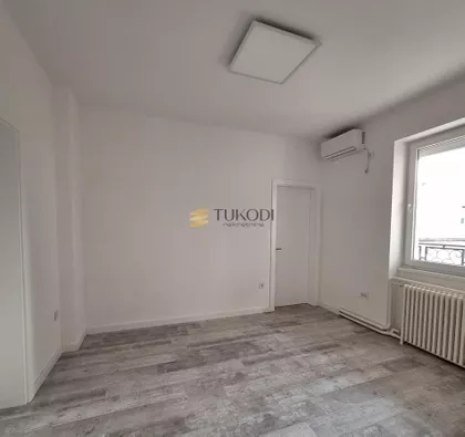 Lovćenska | 4zida.rs