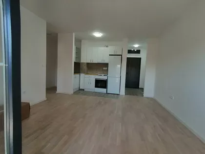 Ustanička | 4zida.rs