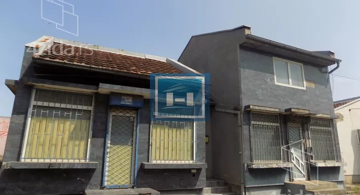 Poslovna zgrada | 4zida