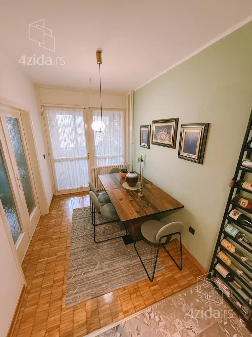 Dvoiposoban stan | 4zida