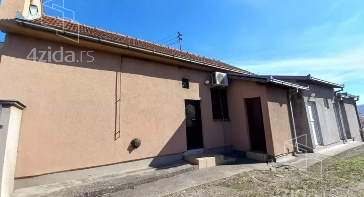 Ugostiteljski objekat | 4zida