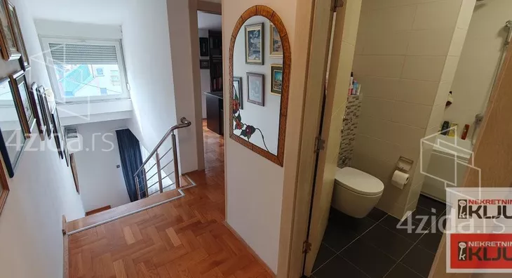 Šestosoban stan | 4zida