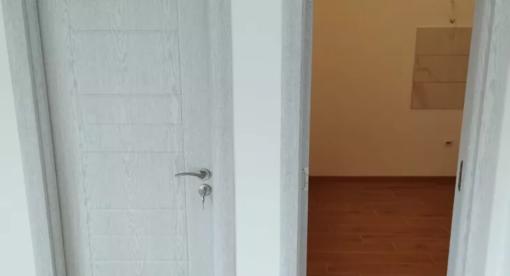 Sedmosoban stan | 4zida