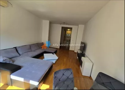 Crveni Krst Vračar | 4zida.rs