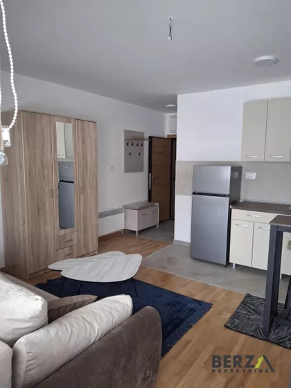 Bulevar Patrijarha Pavla (Somborski Bulevar) | 4zida.rs