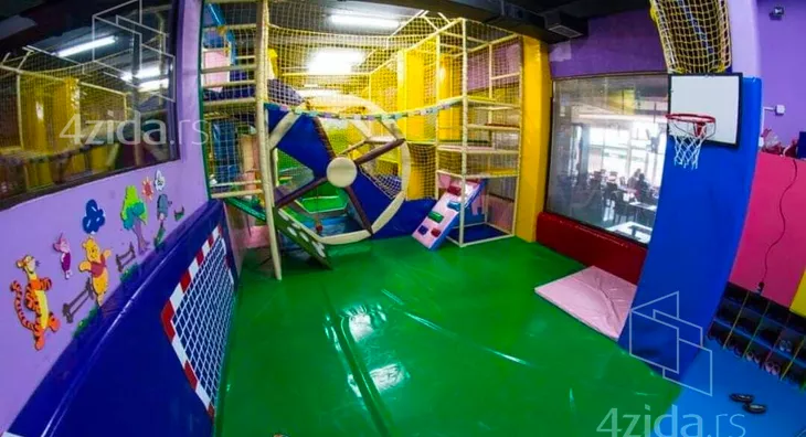 Ugostiteljski objekat | 4zida