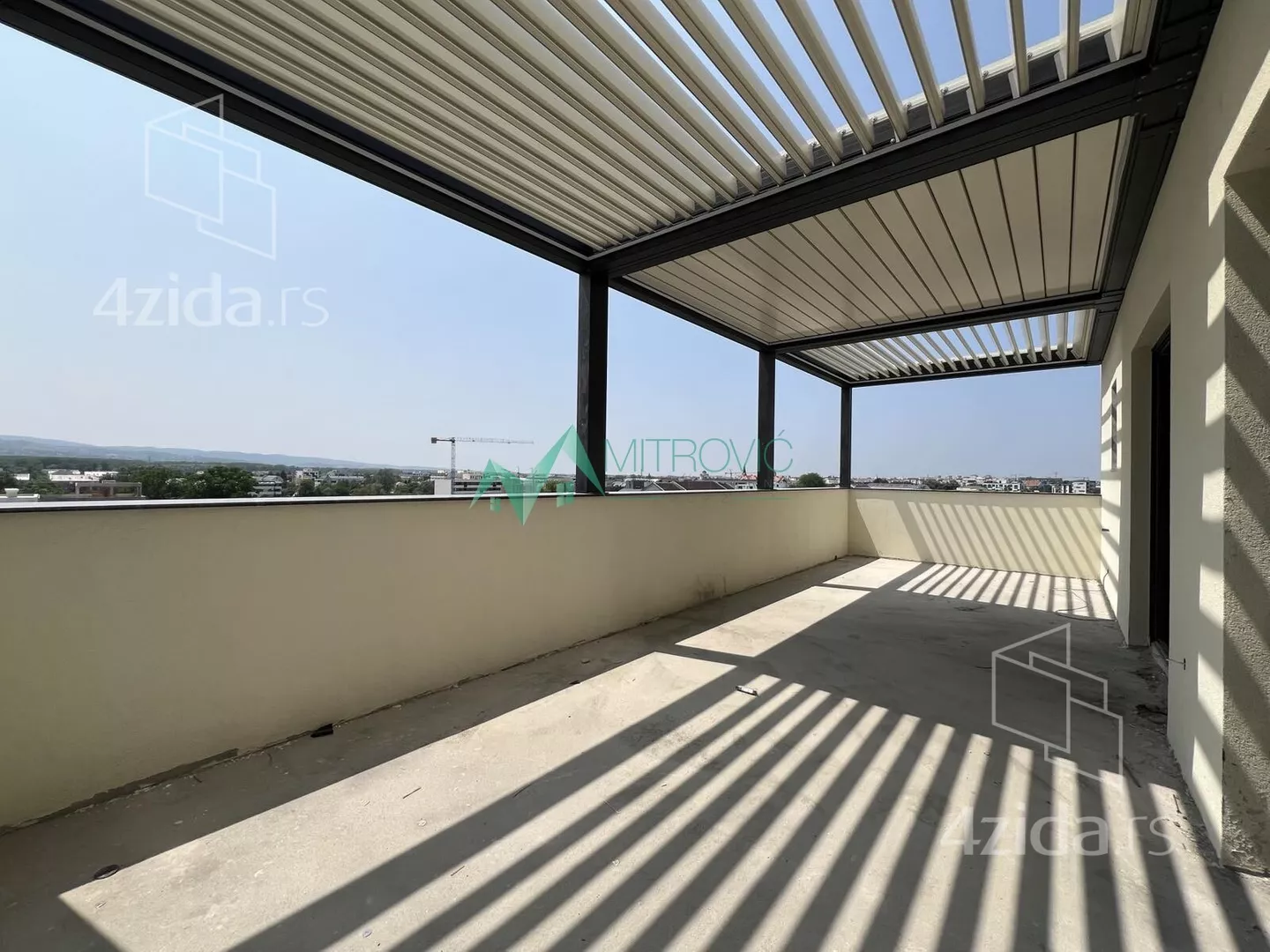 Petosoban stan | 4zida