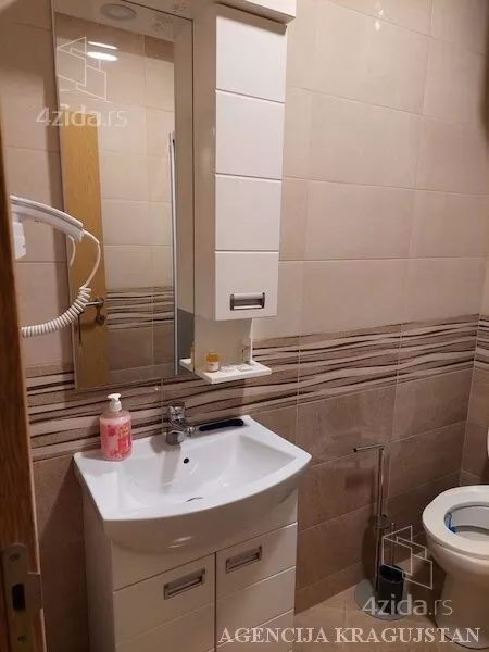 Turistički objekat | 4zida