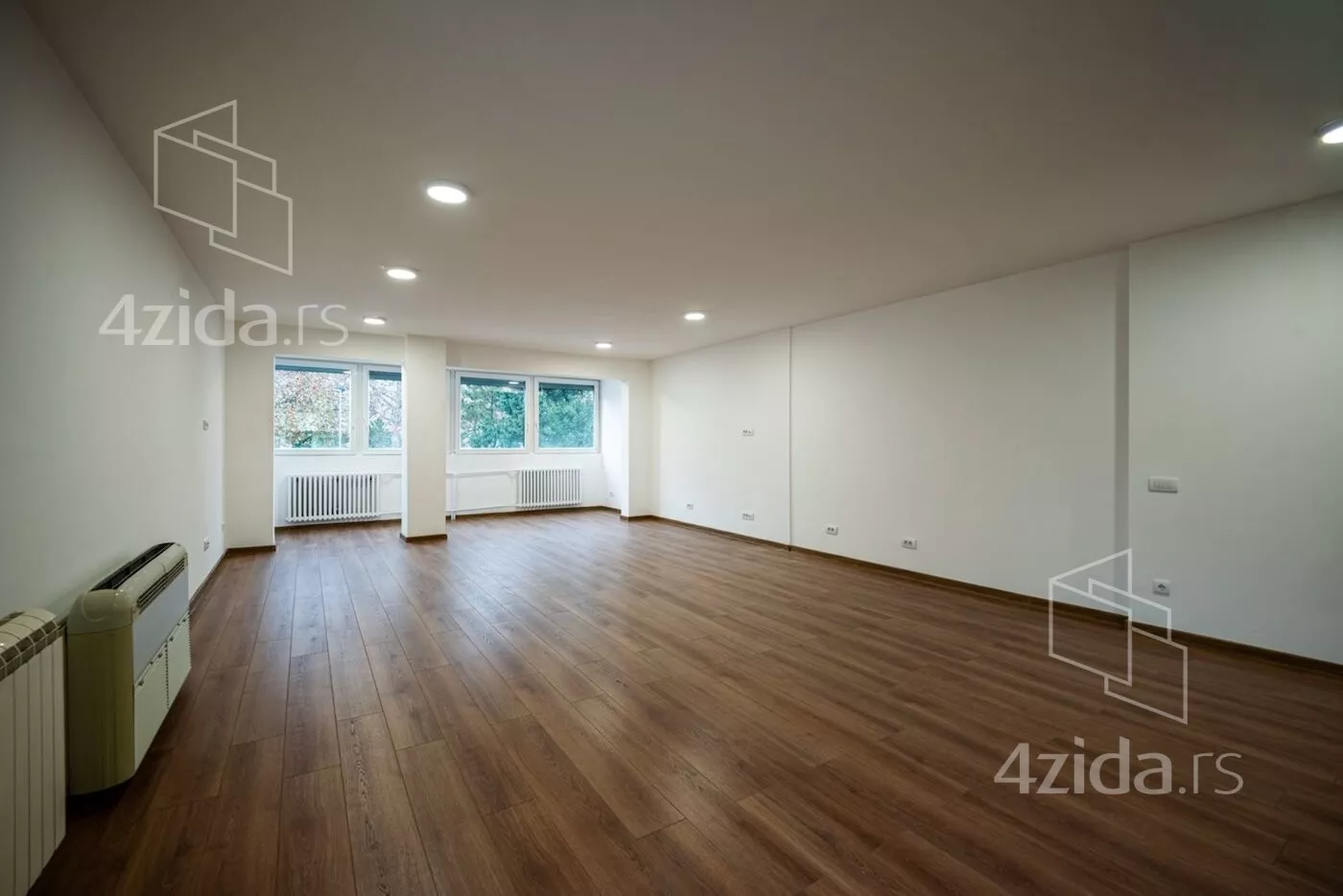 Četvoroiposoban stan | 4zida