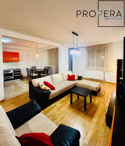 Jovana Skerlića | 4zida.rs