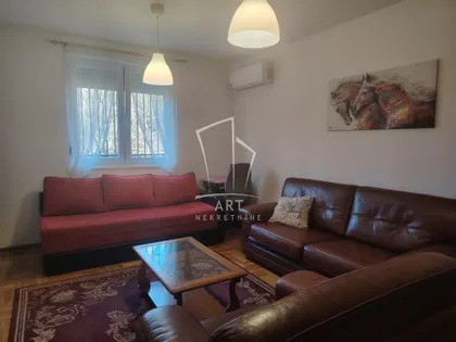 Davorina Jenka | 4zida.rs