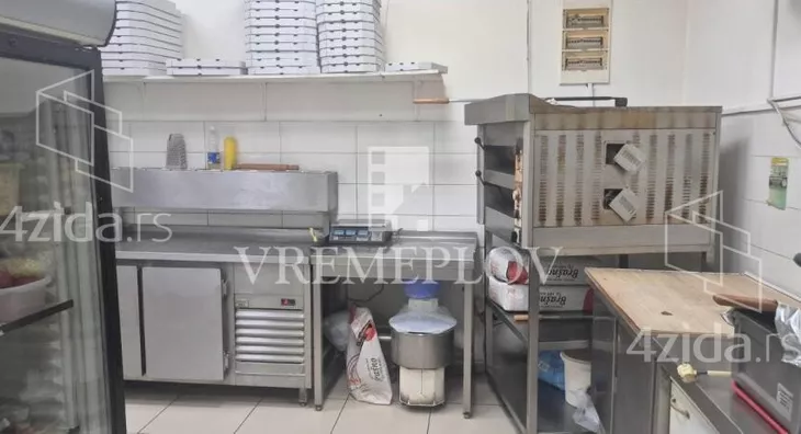 Poslovni prostor | 4zida