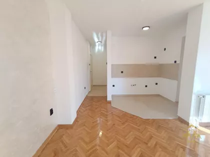 Novo Naselje | 4zida.rs