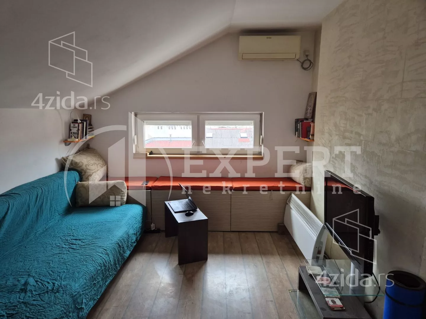 Troiposoban stan | 4zida