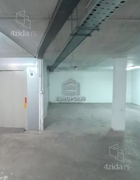Garaža | 4zida