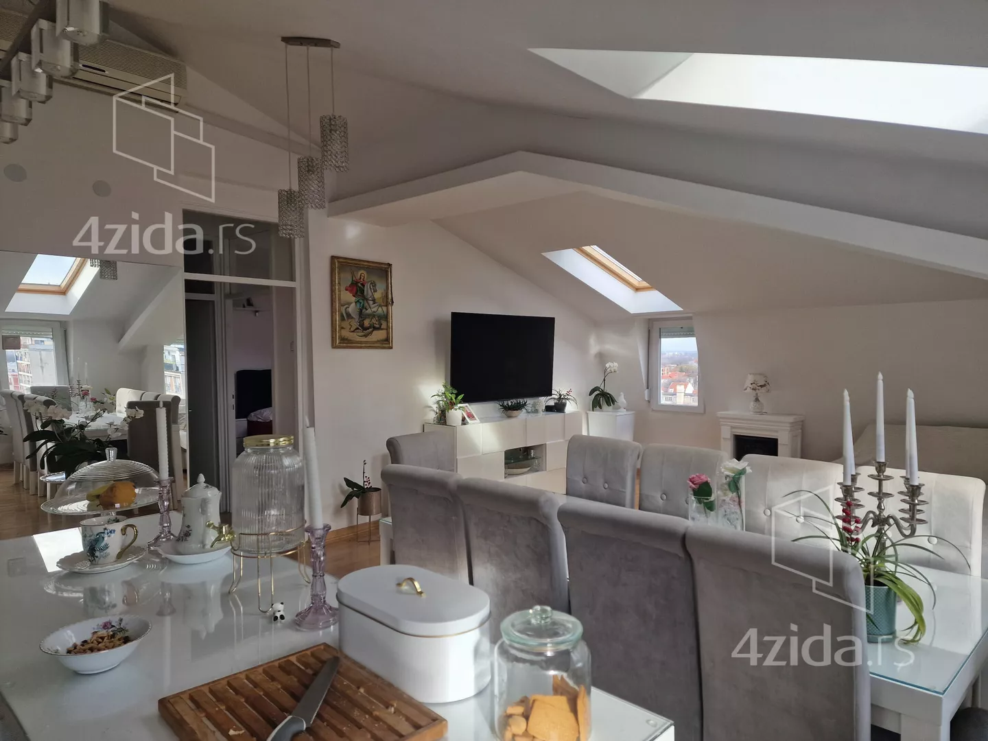 Trosoban stan | 4zida