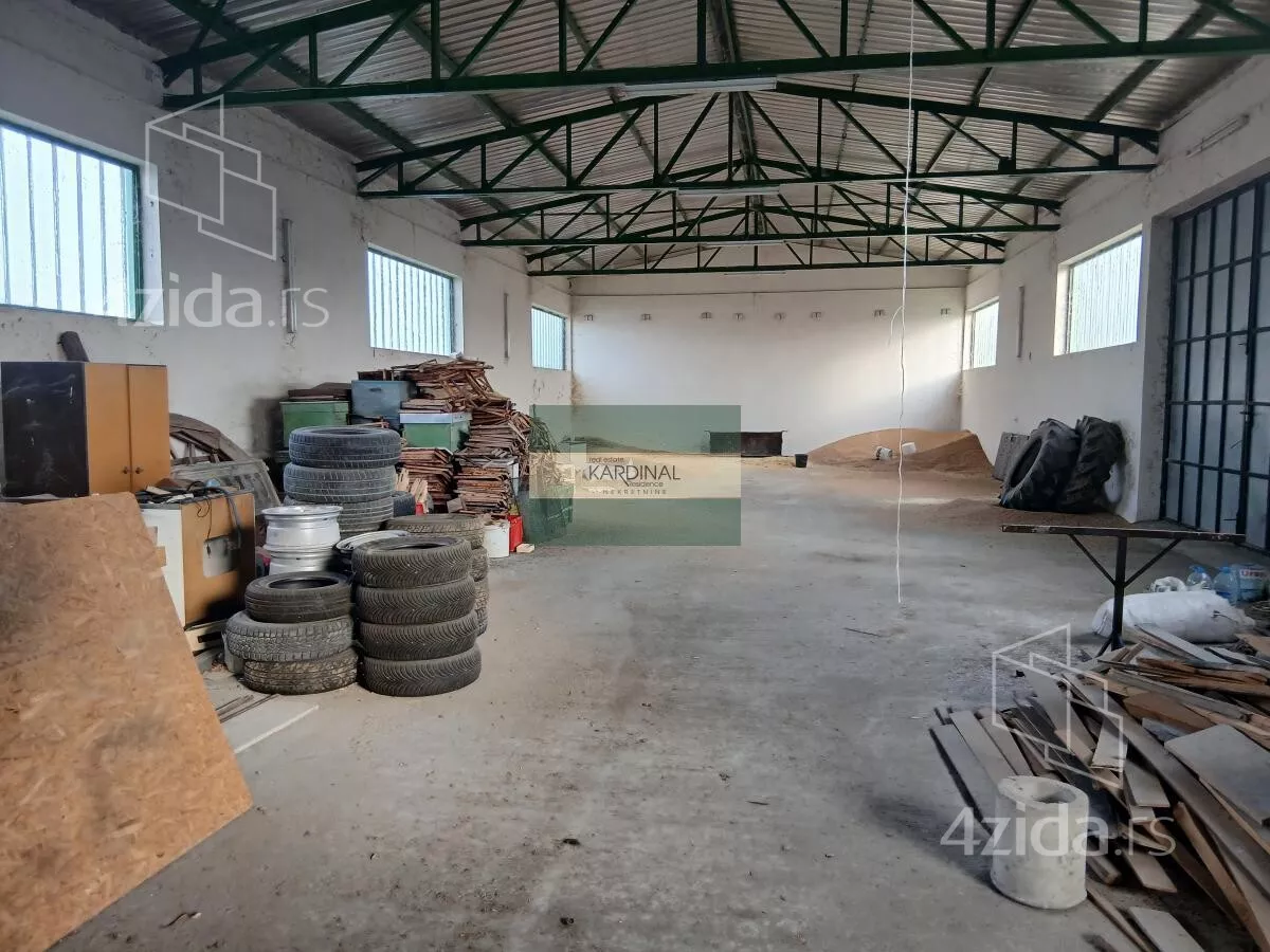 Poslovni prostor | 4zida