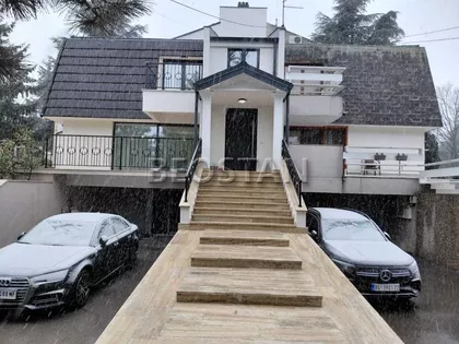 Ledi Pedzet | 4zida.rs