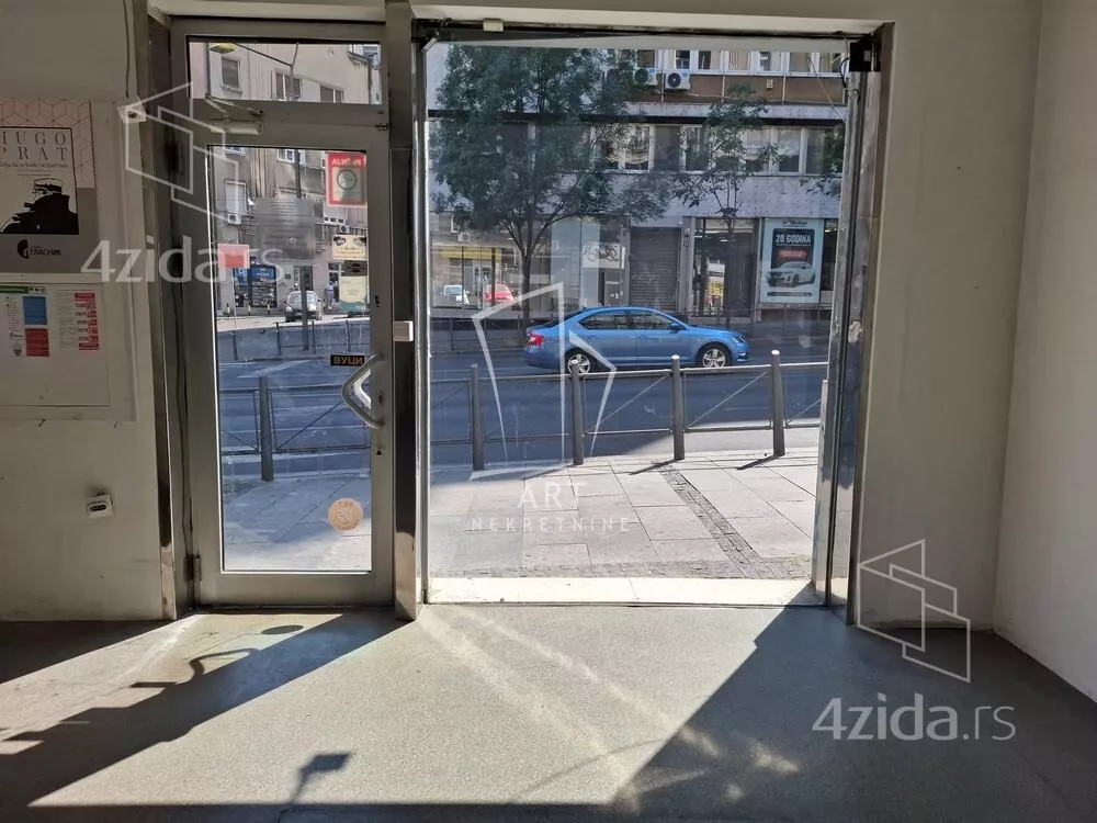 Lokal | 4zida